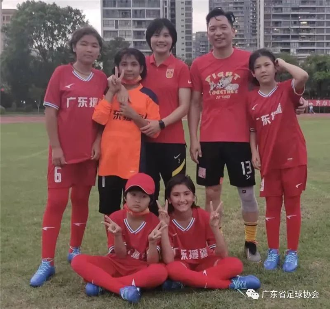 珠海青少年足球俱乐部_珠海联赛足球少年冠军名单_珠海少年足球冠军联赛