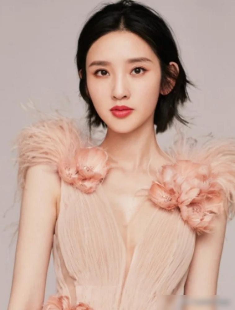 长发技巧生活小妙招视频_长发教程既简单又好看_生活小技巧长发