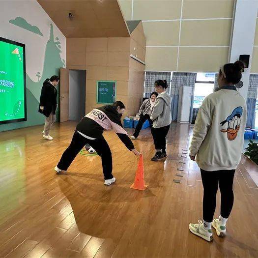 幼儿足球规则游戏设计意图_幼儿园足球游戏教案和设计意图_幼儿足球规则意识