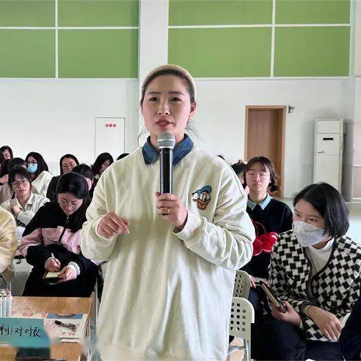 幼儿足球规则意识_幼儿足球规则游戏设计意图_幼儿园足球游戏教案和设计意图