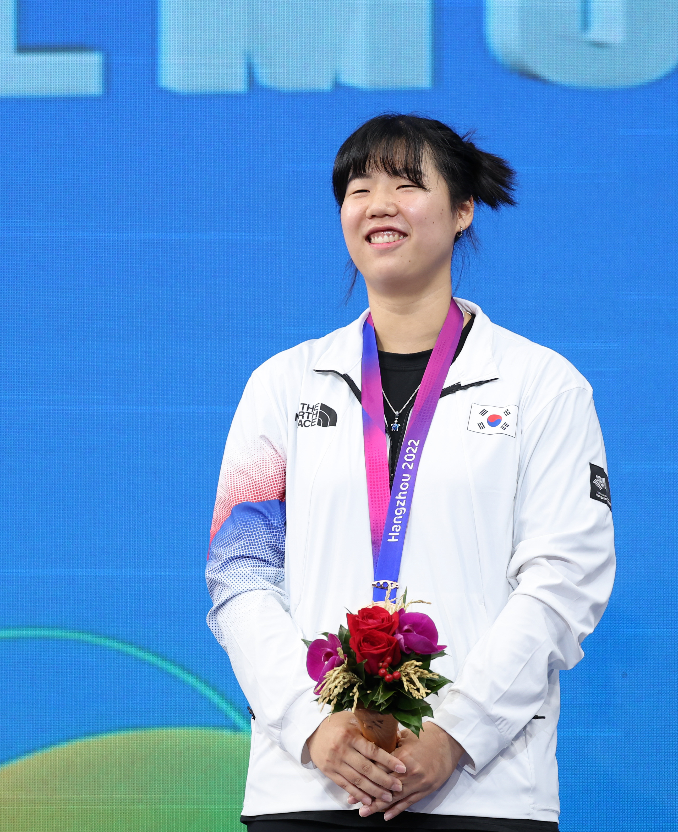 亚运会举重比赛_北京亚运会女子举重冠军_杭州亚运会女子举重冠军都是谁