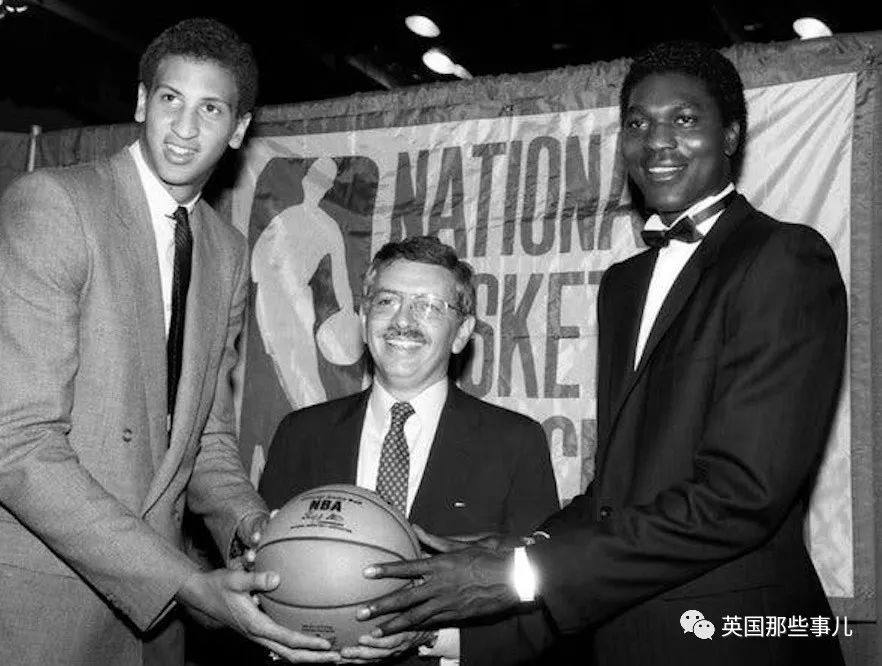 中国球员在nba拿冠军_中国篮球球员谁拿nba冠军_拿nba冠军的中国人